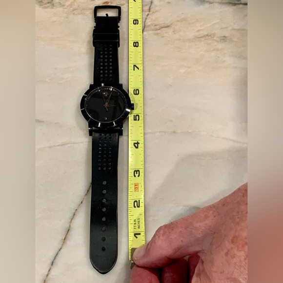 Movado Museum Black Dial with Rubber Strap - Picture 5 of 5